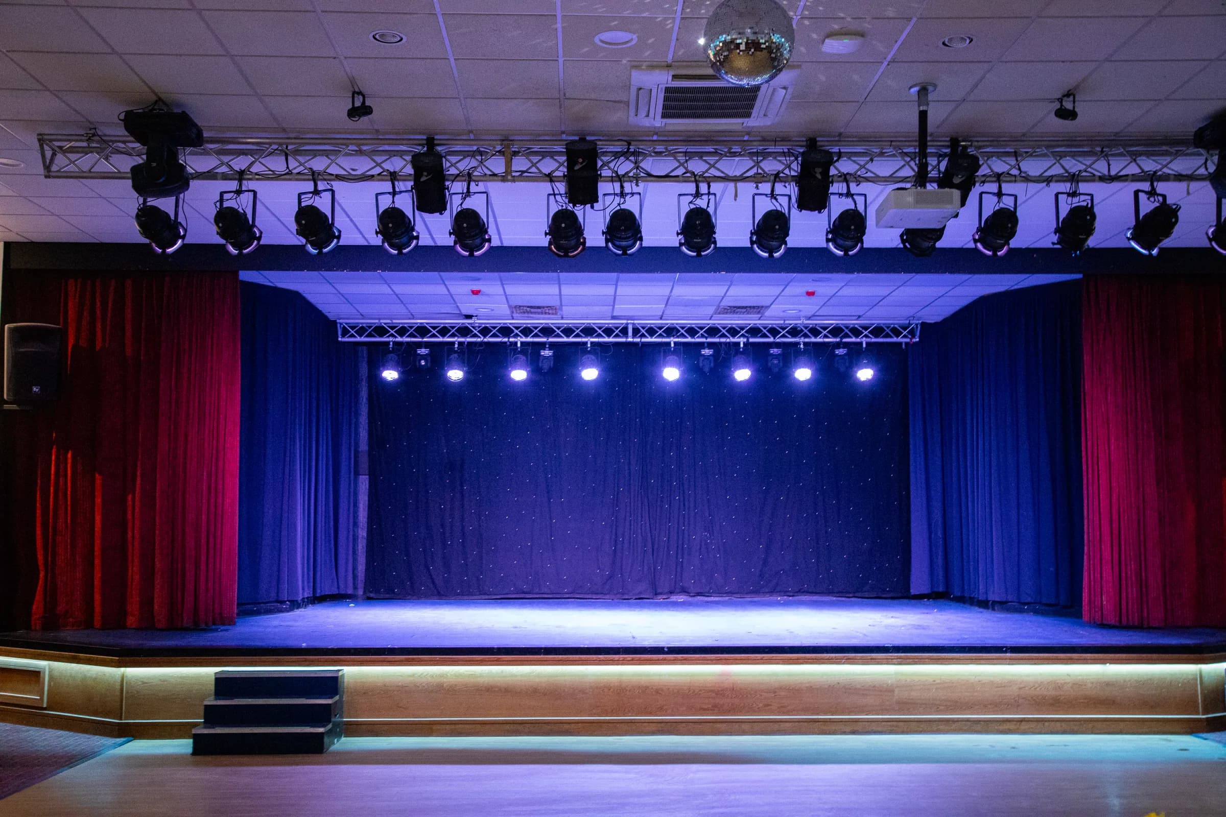 Claddagh Room interior